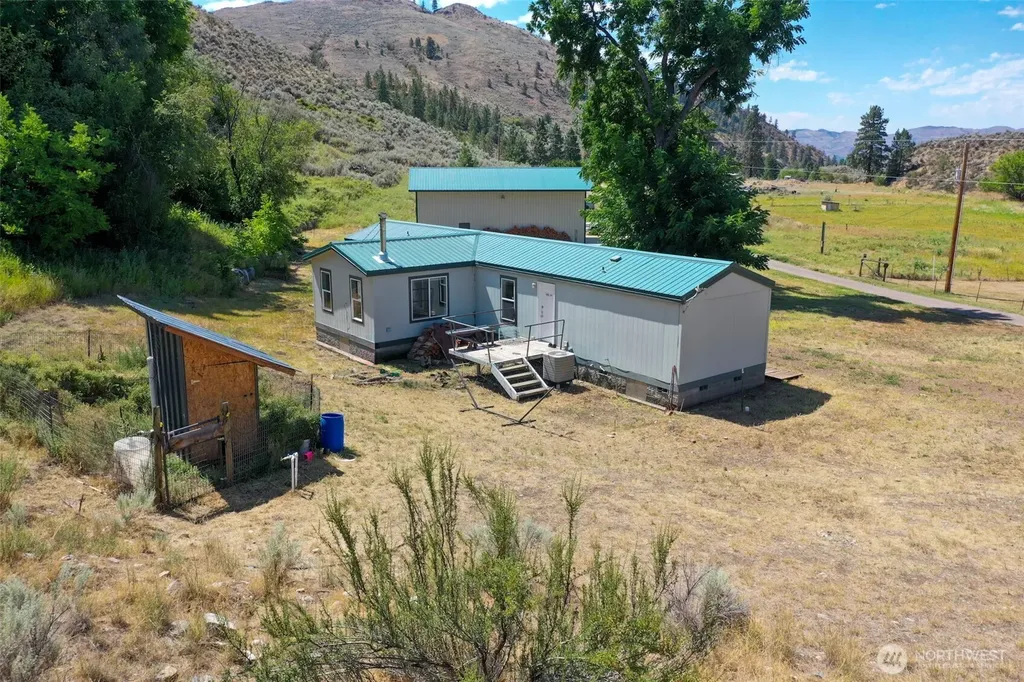 87 Canyon Creek Road Oroville WA 98844