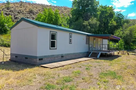 87 Canyon Creek Road Oroville WA 98844