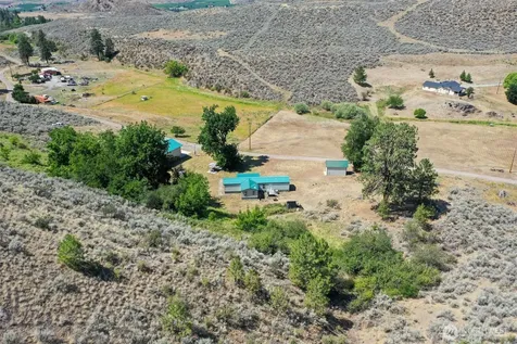 87 Canyon Creek Road Oroville WA 98844