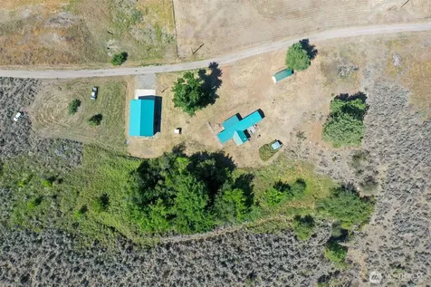 87 Canyon Creek Road Oroville WA 98844