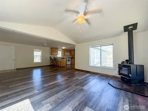 87 Canyon Creek Road Oroville WA 98844