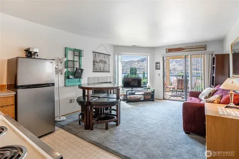 100 Lake Chelan Shores Chelan WA 98816