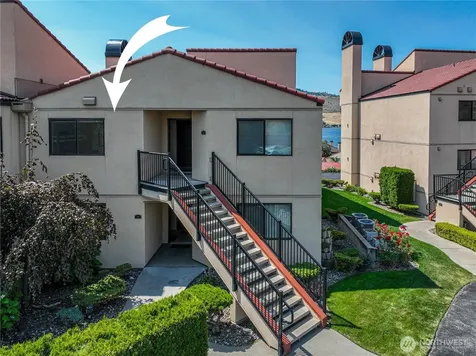 100 Lake Chelan Shores Chelan WA 98816