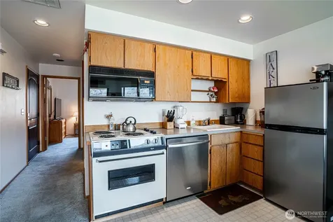 100 Lake Chelan Shores Chelan WA 98816