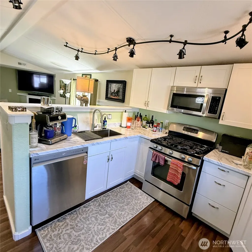 18501 52nd Avenue W Lynnwood WA 98037