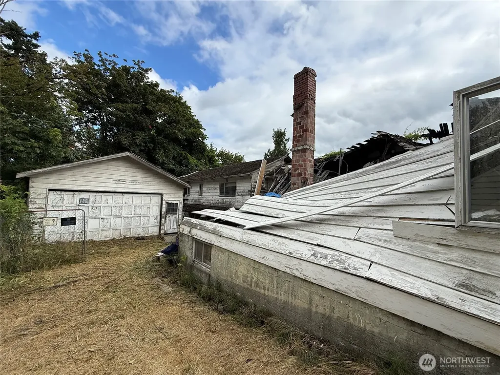 11425 69th Place S Seattle WA 98178