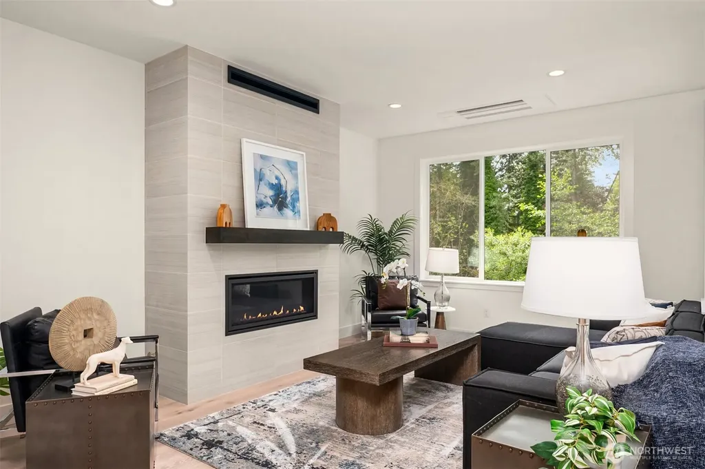 14833 NE 2nd Court Bellevue WA 98007