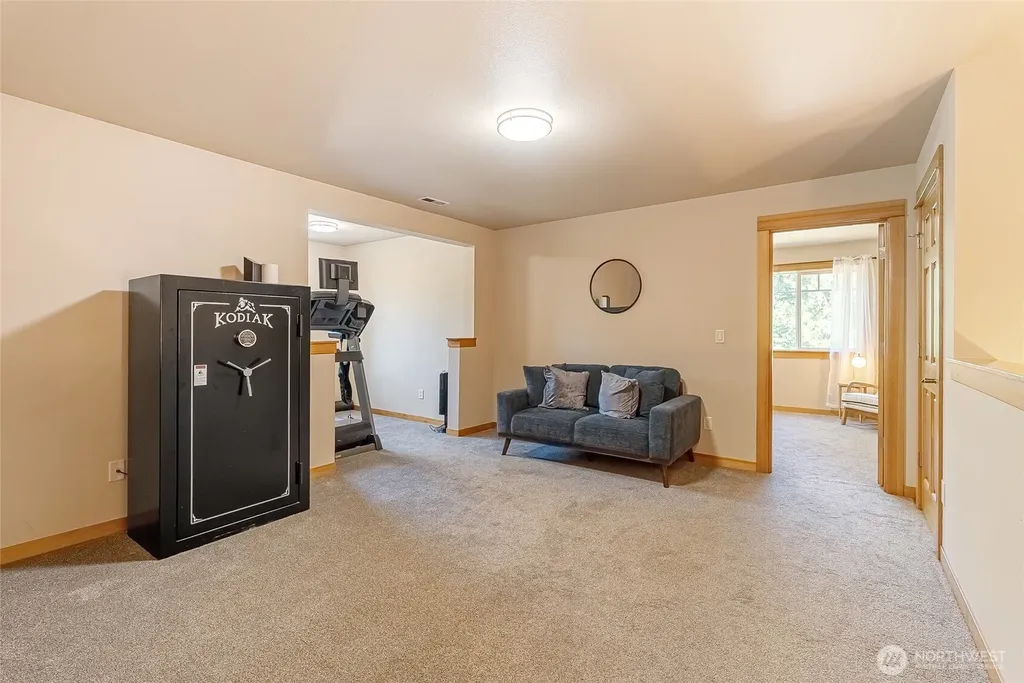 1035 Red Tail Lane Bellingham WA 98226