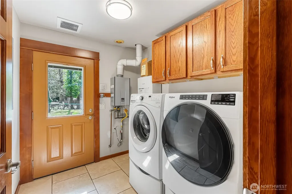 1035 Red Tail Lane Bellingham WA 98226