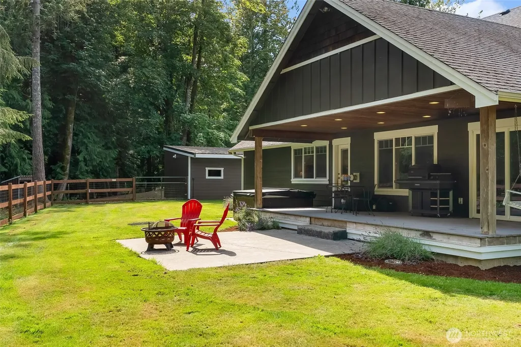 1035 Red Tail Lane Bellingham WA 98226