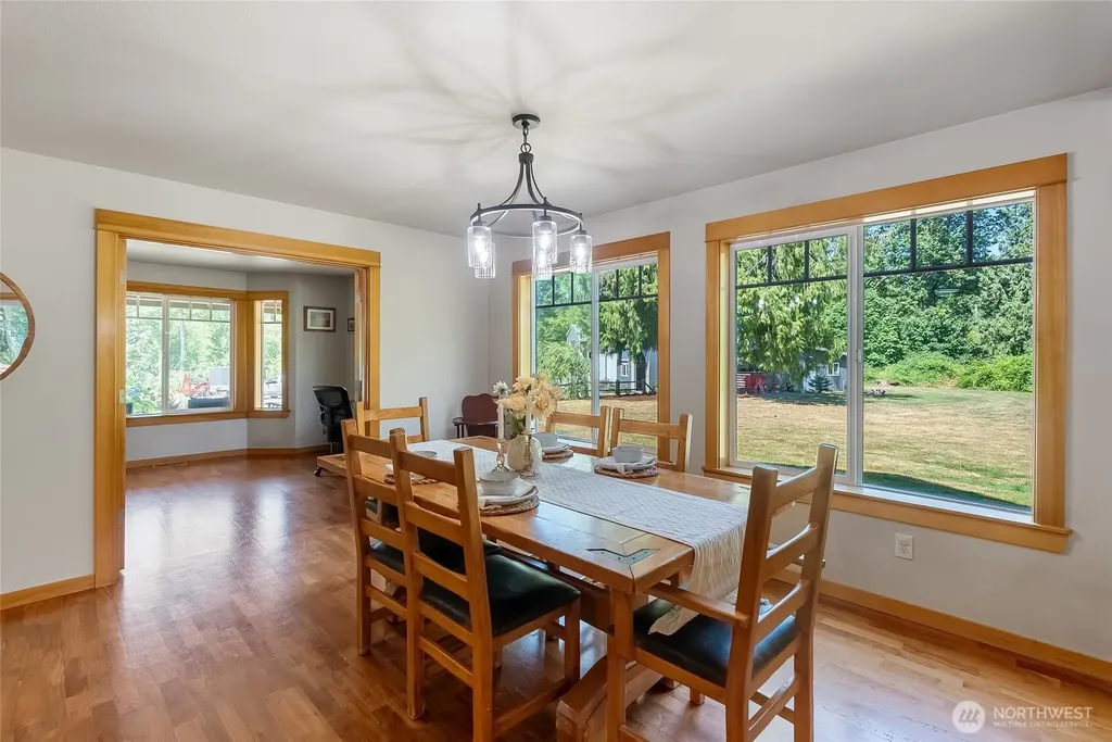 1035 Red Tail Lane Bellingham WA 98226