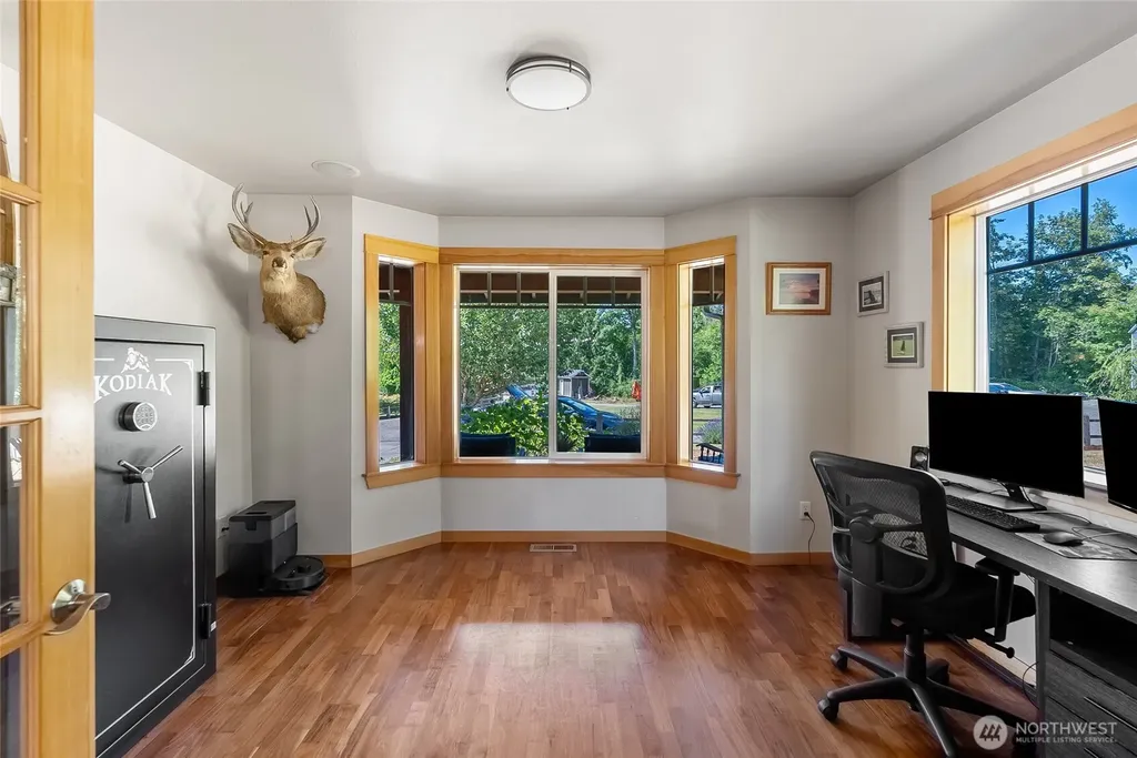1035 Red Tail Lane Bellingham WA 98226