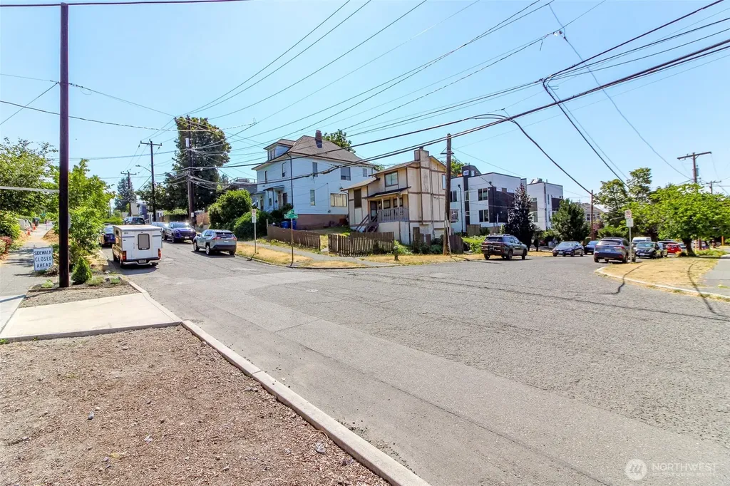 1601 E Alder Street Seattle WA 98122