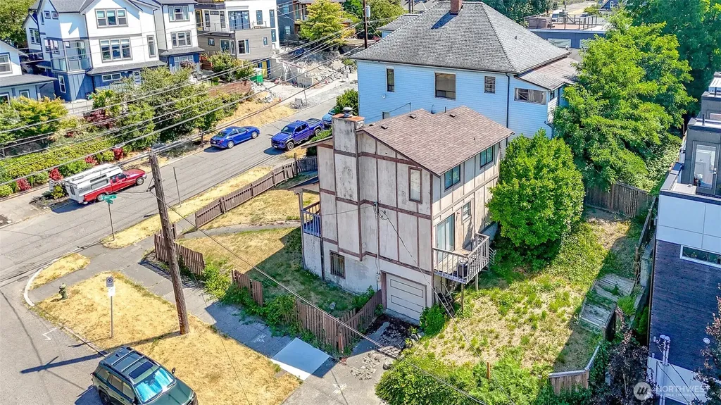 1601 E Alder Street Seattle WA 98122