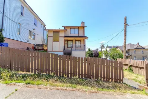1601 E Alder Street Seattle WA 98122