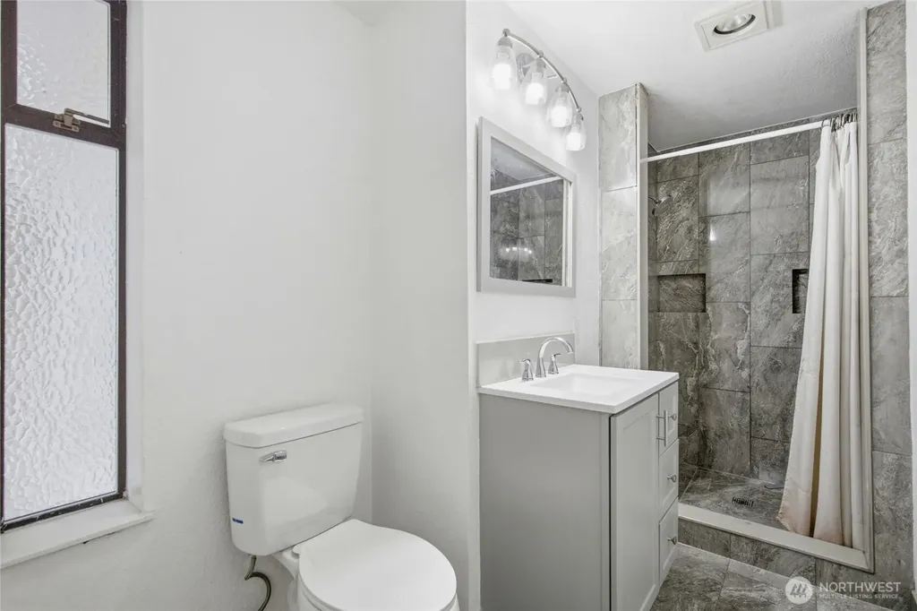 201 K Street NE Auburn WA 98002