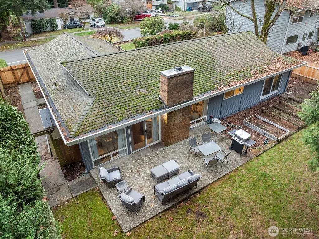 9024 171st Avenue NE Redmond WA 98052