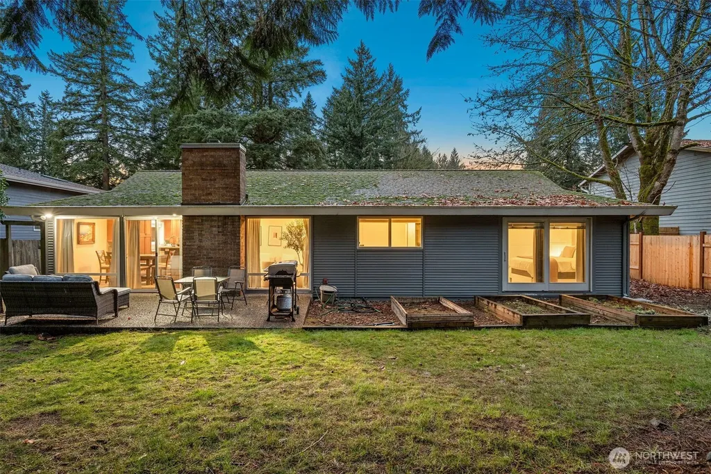 9024 171st Avenue NE Redmond WA 98052