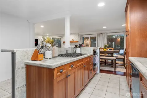 9024 171st Avenue NE Redmond WA 98052