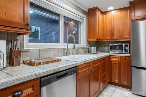 9024 171st Avenue NE Redmond WA 98052