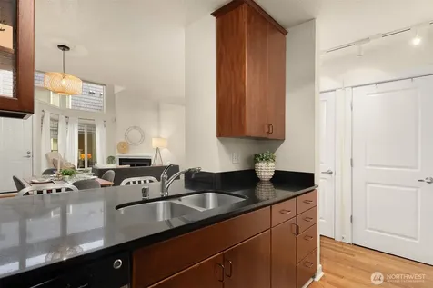 5847 NE 75th Street Seattle WA 98115