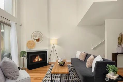 5847 NE 75th Street Seattle WA 98115