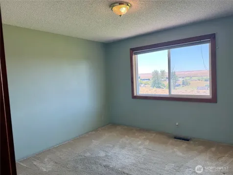 705 NE Blake Avenue Wilbur WA 99185