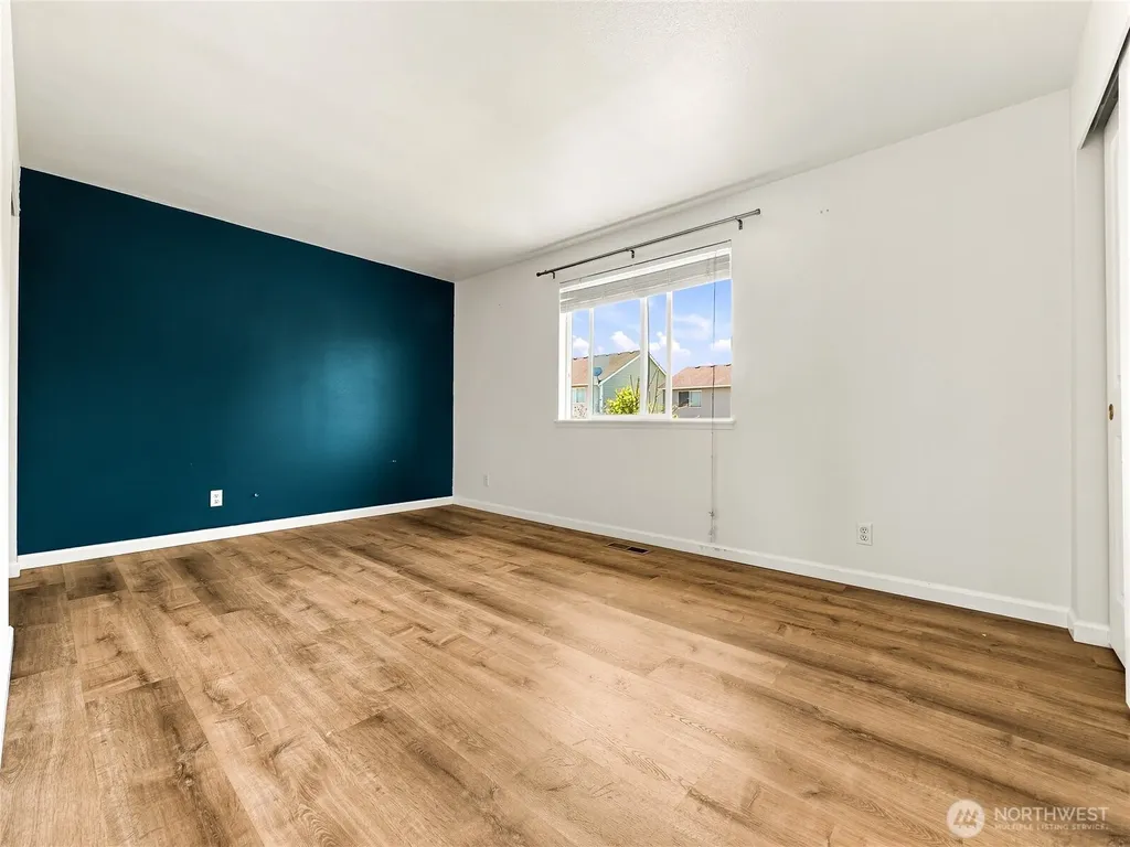 12629 SE 277th Place Kent WA 98030
