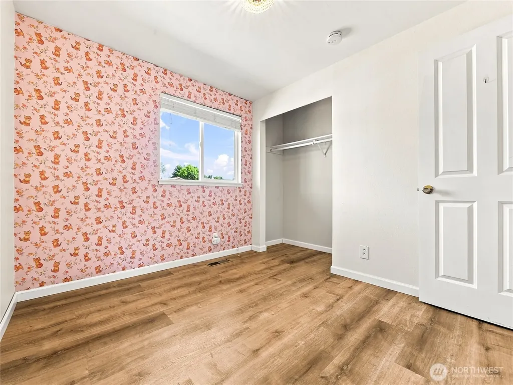 12629 SE 277th Place Kent WA 98030