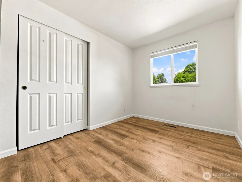 12629 SE 277th Place Kent WA 98030