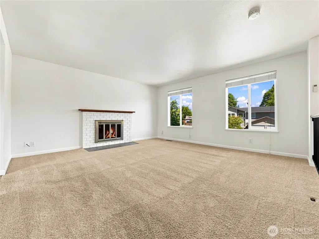 12629 SE 277th Place Kent WA 98030