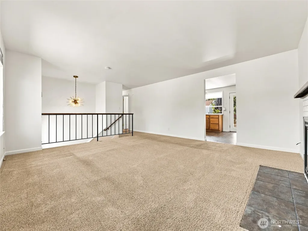 12629 SE 277th Place Kent WA 98030
