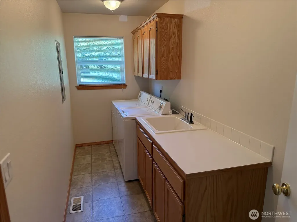 5306 51st Avenue Ct W University Place WA 98467