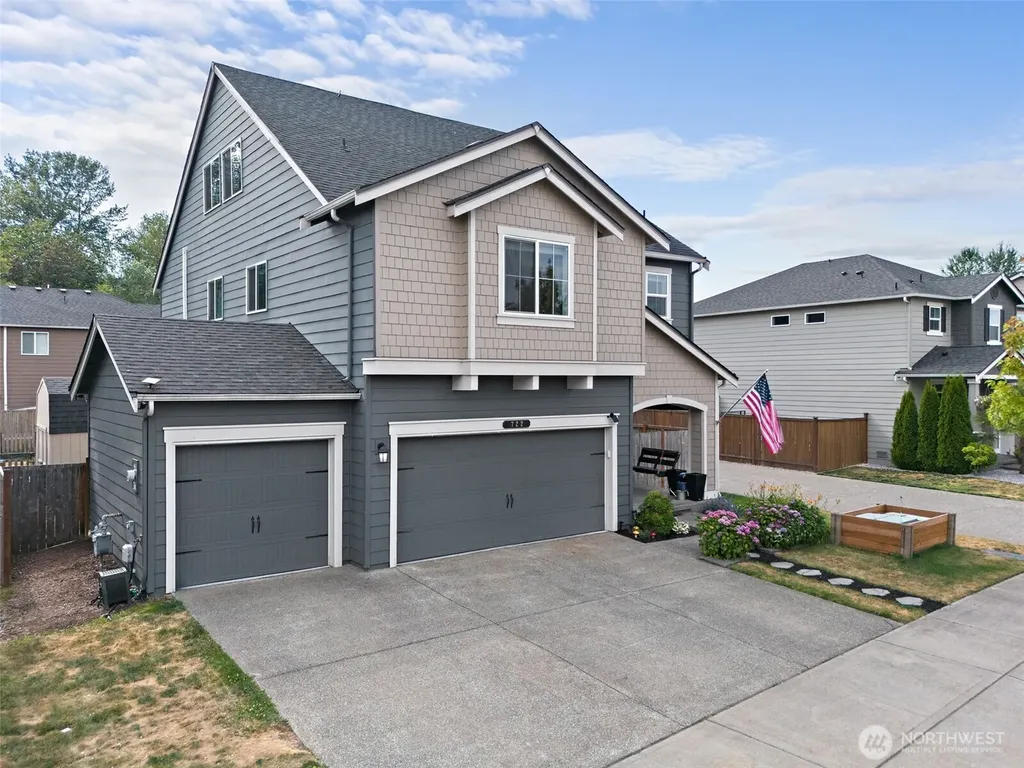 722 Williams Street NW Orting WA 98360