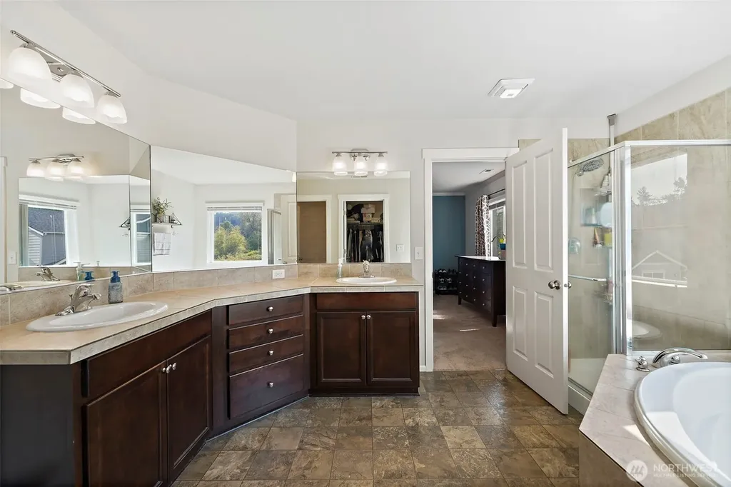 722 Williams Street NW Orting WA 98360