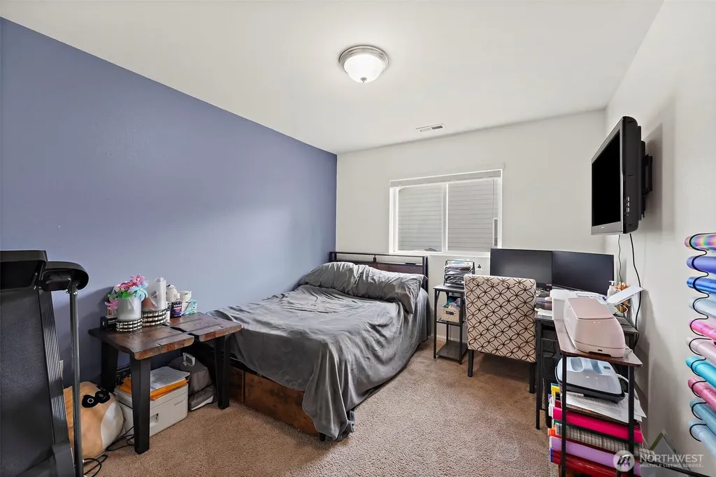 722 Williams Street NW Orting WA 98360