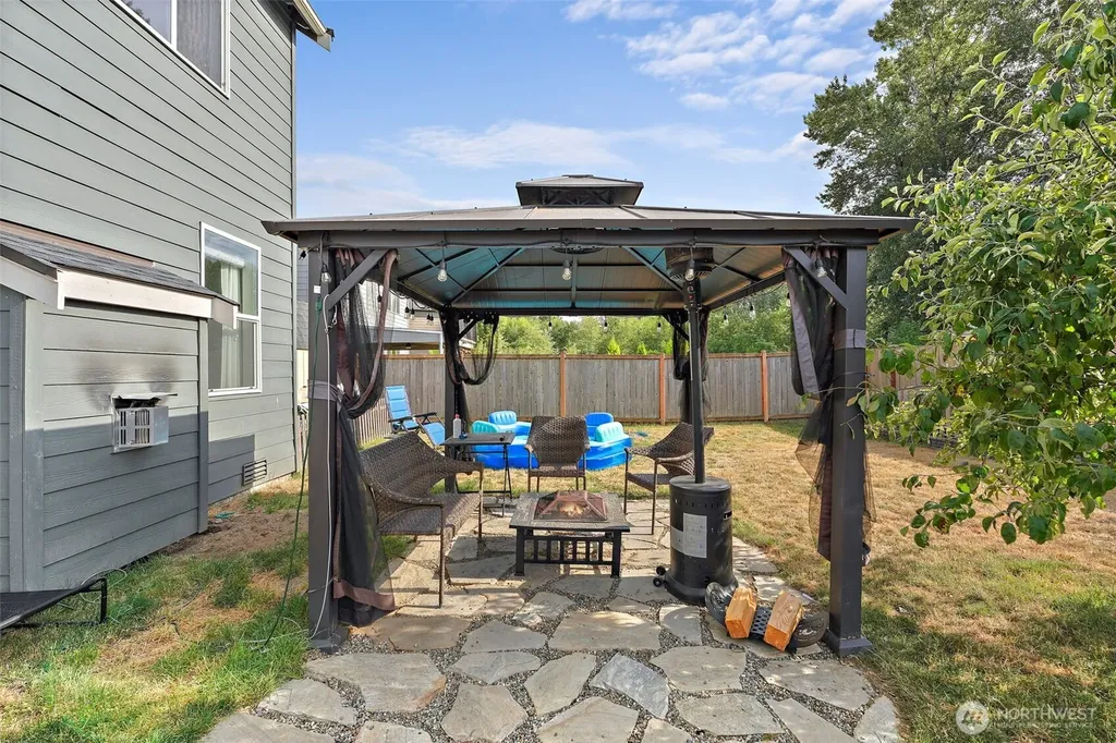 722 Williams Street NW Orting WA 98360