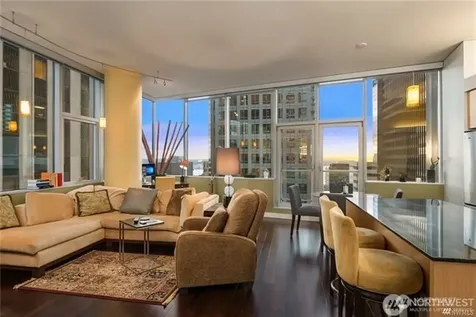 909 5th Avenue Seattle WA 98164