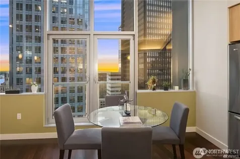 909 5th Avenue Seattle WA 98164