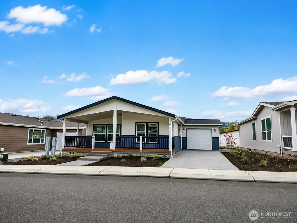 2113 Glacier Street Enumclaw WA 98022