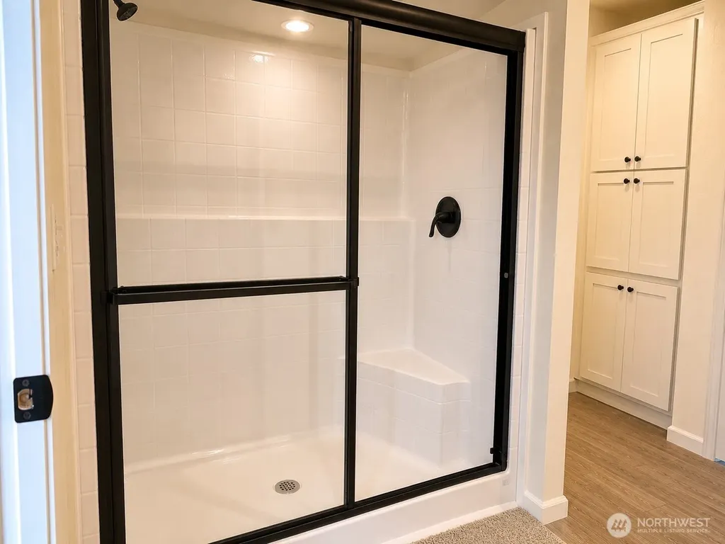 2113 Glacier Street Enumclaw WA 98022