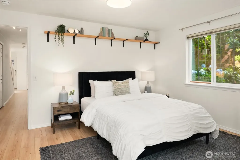 4054 54th Avenue SW Seattle WA 98116
