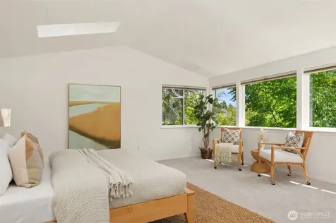 4054 54th Avenue SW Seattle WA 98116