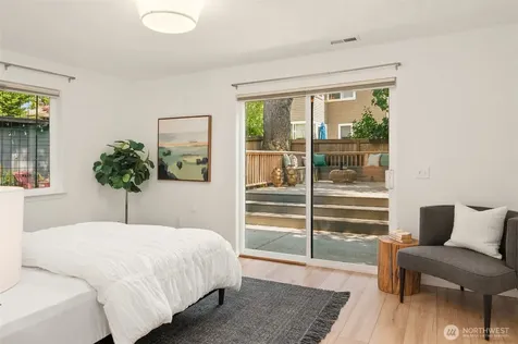 4054 54th Avenue SW Seattle WA 98116