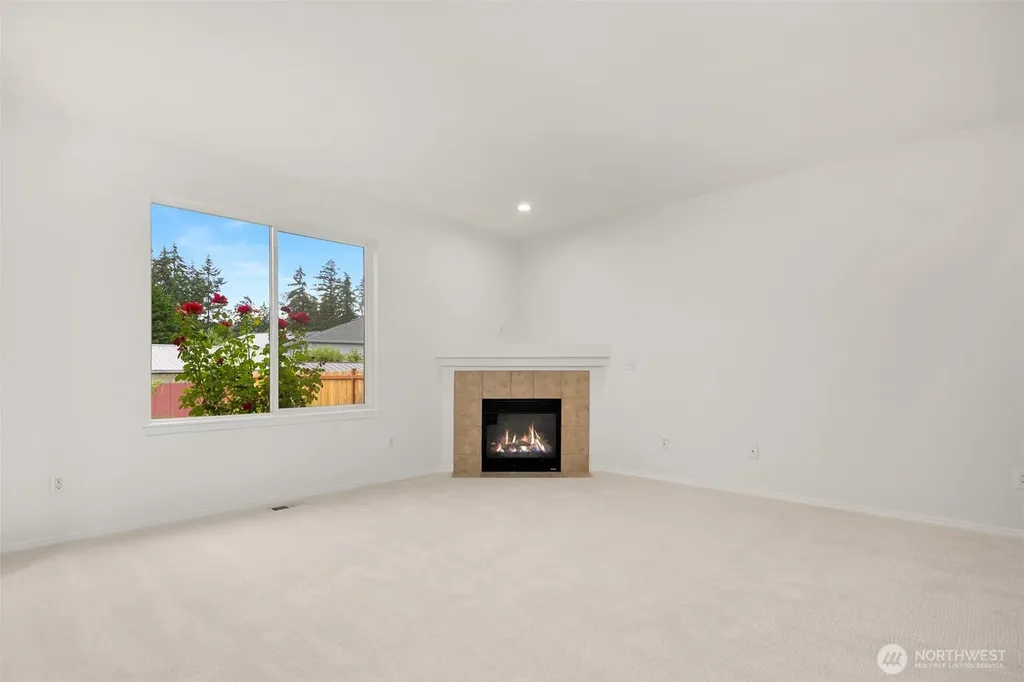 15506 67th Avenue Ct E Puyallup WA 98375