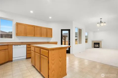 15506 67th Avenue Ct E Puyallup WA 98375