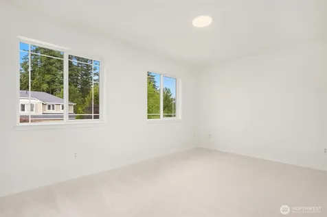 15506 67th Avenue Ct E Puyallup WA 98375