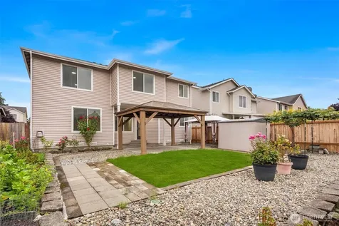 15506 67th Avenue Ct E Puyallup WA 98375