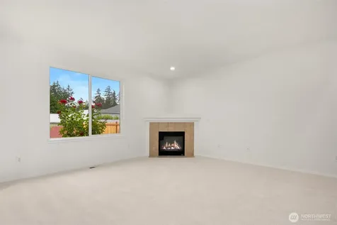 15506 67th Avenue Ct E Puyallup WA 98375