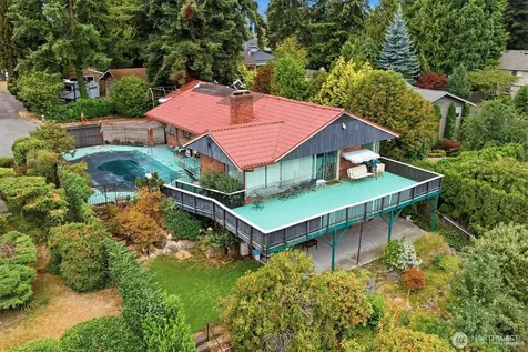 2444 72nd Avenue SE Mercer Island WA 98040